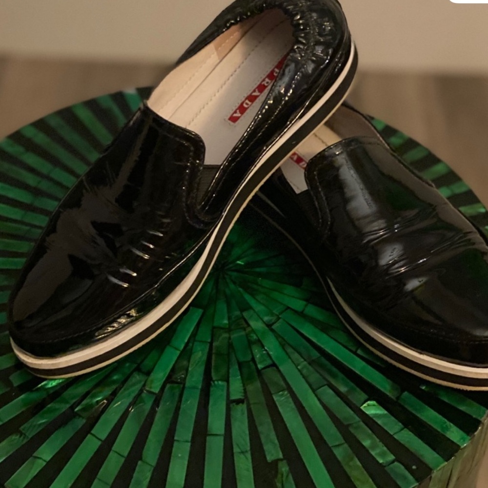 Prada Scarpe Black Patent Leather Women's Slip-On Loafers - Picture 6 of 6